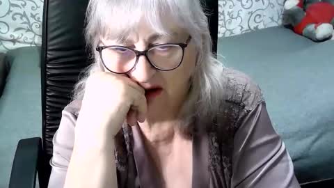 Snapshot of lolkaalyss chatting on February 3, 2025, 9:08 am LolkaAlyss online show from February 3, 2025, 9:08 am