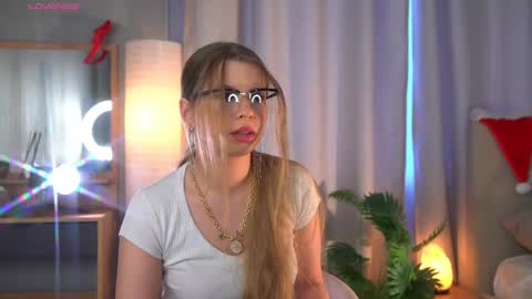 Lola online show from January 9, 2026, 8:17 am