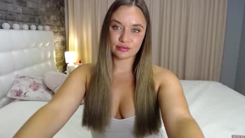 Snapshot of lollidoli__ chatting on October 17, 2025, 5:04 pm Victoria online show from October 17, 2025, 5:04 pm