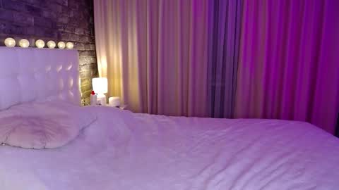 Snapshot of lollidoli__ chatting on November 5, 2025, 5:02 pm Victoria online show from November 5, 2025, 5:02 pm