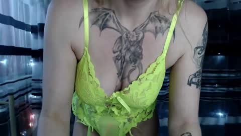 Lisa online show from January 12, 2025, 12:44 pm