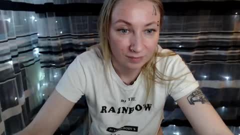 Lisa online show from January 15, 2025, 1:09 pm