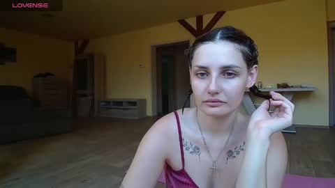 Snapshot of lollllllita chatting on May 18, 2026, 9:37 am lolitta online show from May 18, 2026, 9:37 am