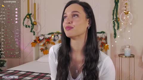 Snapshot of lolly_neal chatting on January 14, 2025, 5:08 am Lolly online show from January 14, 2025, 5:08 am