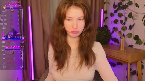 Mona online show from November 20, 2025, 10:31 pm