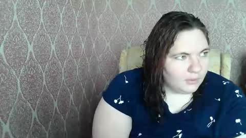 LollyNomeltyX online show from April 13, 2026, 5:24 am