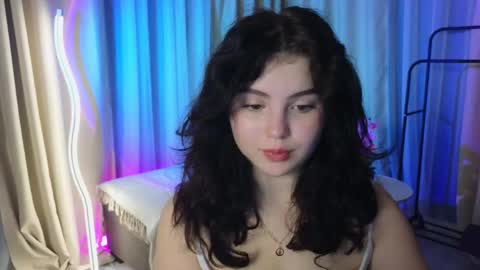 Snapshot of lollyy_pop chatting on June 5, 2026, 1:34 am lollyy_pop online show from June 5, 2026, 1:34 am