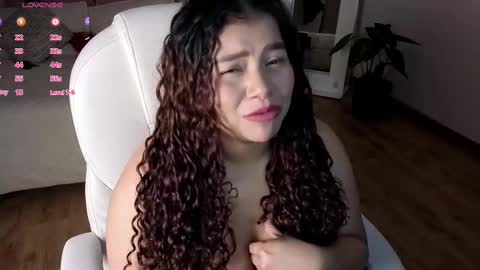 Snapshot of loly_marce chatting on September 15, 2025, 8:53 pm loly_marce online show from September 15, 2025, 8:53 pm