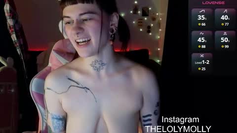 Molli online show from January 10, 2025, 8:26 pm