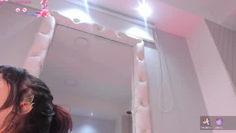 Snapshot of lolyyuno chatting on September 17, 2025, 2:02 am Loly online show from September 17, 2025, 2:02 am
