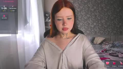 Snapshot of lonalye chatting on November 10, 2025, 9:41 am lona online show from November 10, 2025, 9:41 am