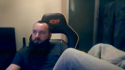 london_man1988 online show from January 26, 2025, 8:34 pm