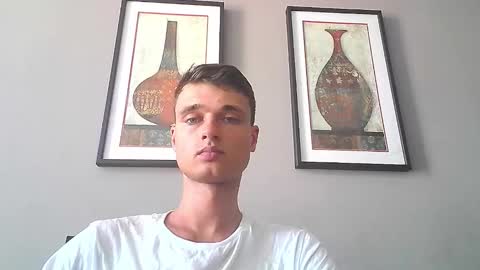 london_tomy online show from February 18, 2026, 7:32 pm