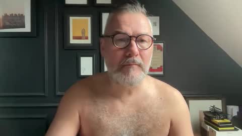 EnglishBear online show from February 26, 2026, 9:19 am