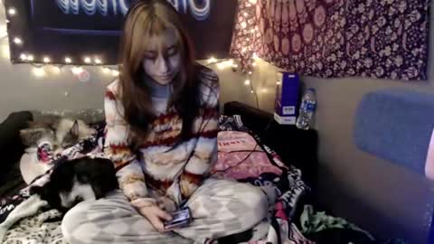 Snapshot of londonray chatting on June 23, 2026, 11:25 pm londonray online show from June 23, 2026, 11:25 pm