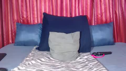 londylicious34 online show from November 11, 2025, 1:49 am