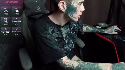 Chris online show from November 7, 2025, 3:12 pm