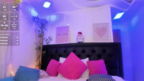 Snapshot of lonely_shewolf chatting on December 18, 2024, 8:36 pm Jennifer online show from December 18, 2024, 8:36 pm