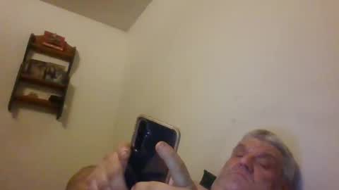 Snapshot of lonelytech72 chatting on February 1, 2025, 7:26 am lonelytech72 online show from February 1, 2025, 7:26 am