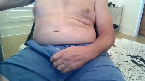 JustaGuyinMS online show from October 16, 2025, 4:08 pm