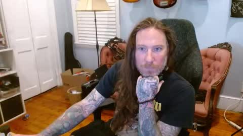 longhair online show from October 7, 2025, 5:21 pm