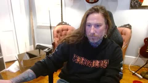 longhair online show from November 11, 2025, 1:27 am