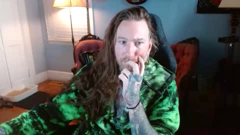 longhair online show from December 1, 2025, 6:24 pm