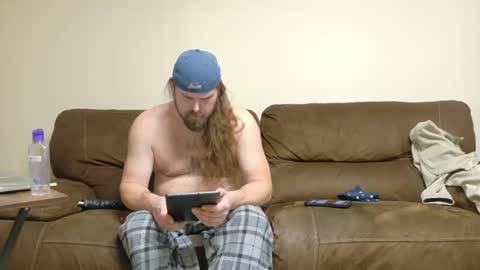 longhairedfreak1921 online show from November 18, 2025, 6:34 pm