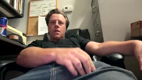 Snapshot of longjohnsilverskin chatting on June 10, 2026, 10:14 am longjohnsilverskin online show from June 10, 2026, 10:14 am