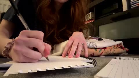 Snapshot of longlabiaslut chatting on March 3, 2026, 5:24 am longlabiaslut online show from March 3, 2026, 5:24 am