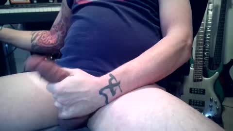 longnh71 online show from February 7, 2025, 7:27 pm