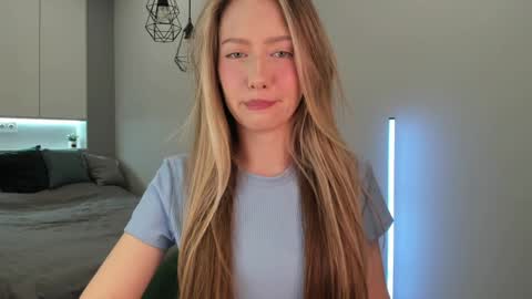 Eva online show from January 17, 2025, 6:23 pm