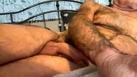 longshank09 online show from December 15, 2024, 10:50 am