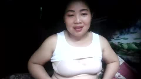 lonna_baby online show from June 10, 2026, 1:28 am