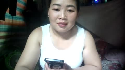 lonna_baby online show from June 25, 2026, 8:19 am