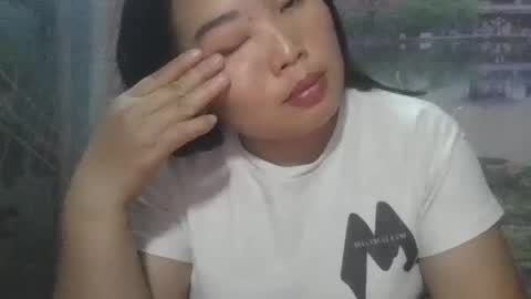 lonna_baby online show from July 2, 2026, 1:28 pm