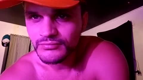 Snapshot of lookhim25 chatting on March 16, 2026, 5:44 am lookhim25 online show from March 16, 2026, 5:44 am