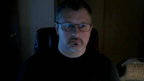 Snapshot of lookin75 chatting on June 24, 2026, 2:21 am lookin75 online show from June 24, 2026, 2:21 am