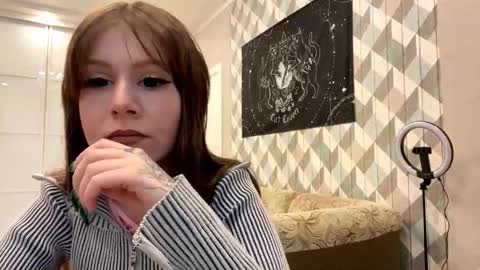 EVA online show from October 11, 2025, 5:28 am