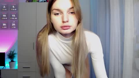 Luna online show from November 27, 2025, 7:43 am