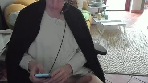 loomie online show from May 30, 2026, 9:17 am