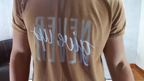 loony_zion online show from April 18, 2026, 2:21 pm