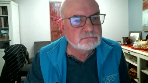 Snapshot of loop102 chatting on February 16, 2026, 2:29 am loop102 online show from February 16, 2026, 2:29 am