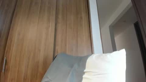 Snapshot of loovelymiia_ chatting on November 12, 2025, 7:13 pm Mia Aniston online show from November 12, 2025, 7:13 pm