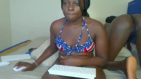 Snapshot of lopez_lolly chatting on January 28, 2025, 11:28 am Lopez online show from January 28, 2025, 11:28 am