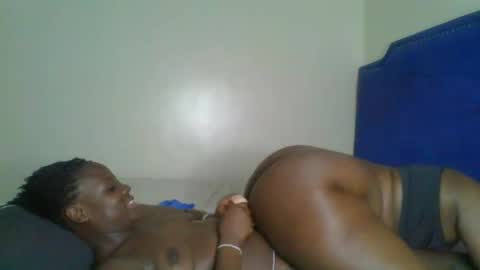 Snapshot of lopez_lolly chatting on March 12, 2025, 4:35 pm Lopez online show from March 12, 2025, 4:35 pm