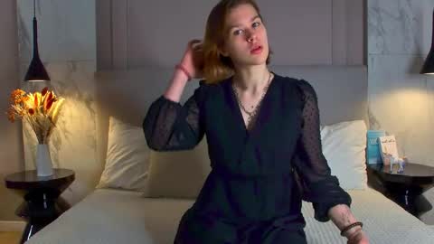 Snapshot of lorapuffs chatting on October 26, 2025, 4:13 pm Lora online show from October 26, 2025, 4:13 pm