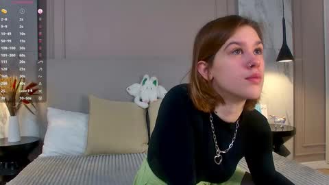 Snapshot of lorapuffs chatting on November 4, 2025, 4:28 pm Lora online show from November 4, 2025, 4:28 pm