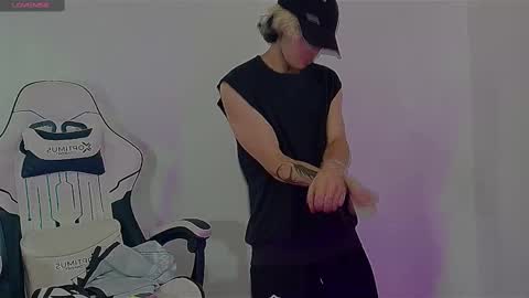 Snapshot of lord_moon_king chatting on September 16, 2025, 1:50 am lord_moon_king online show from September 16, 2025, 1:50 am