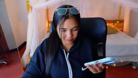 Snapshot of loreaniss chatting on March 16, 2026, 6:06 am loreanis online show from March 16, 2026, 6:06 am